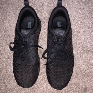 Black work shoes